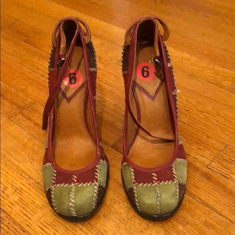 Vince Camuto wedges, size 6 NWOT